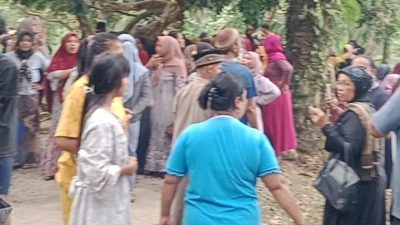 Emak-Emak Ngamuk, Minta Sarang Judi & Sabu di Langkat Ditutup!