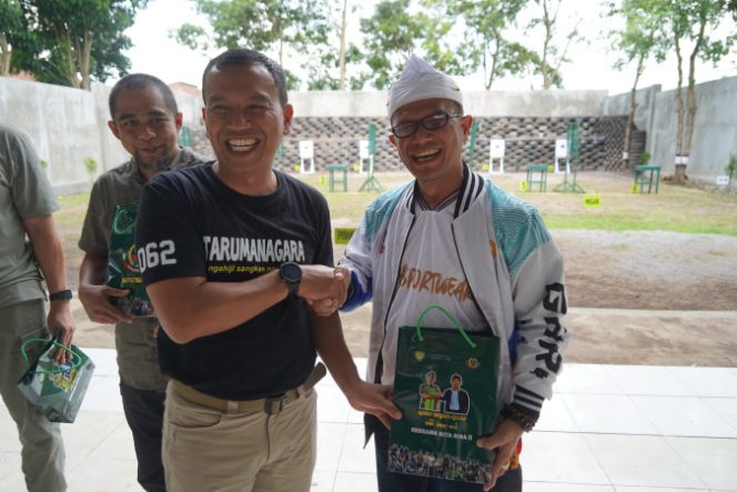 
					Latihan Menembak Seru Bareng Korem 062/Tarumanagara dan Perbakin: Gaskeun Prestasi, Rawat Silaturahmi!