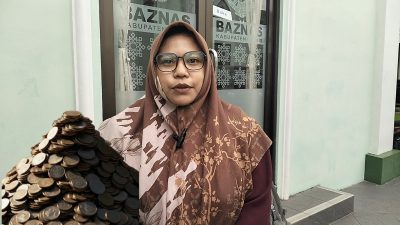 Nurhayatin Setor “Hasil Kencleng” Rp 7 Juta ke BAZNAS Ciamis, Warga Sidamulih Kompak Berbagi!