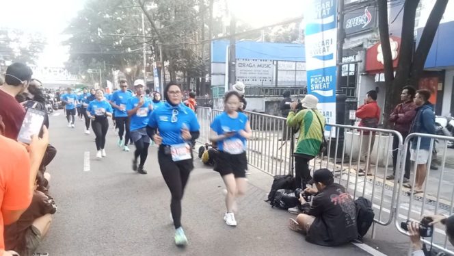 
					Bandung Jadi Lintasan Lari Nasional! Ribuan Pelari Serbu Pocari Sweat Run 2025, Wali Kota Farhan Ikutan Hadir