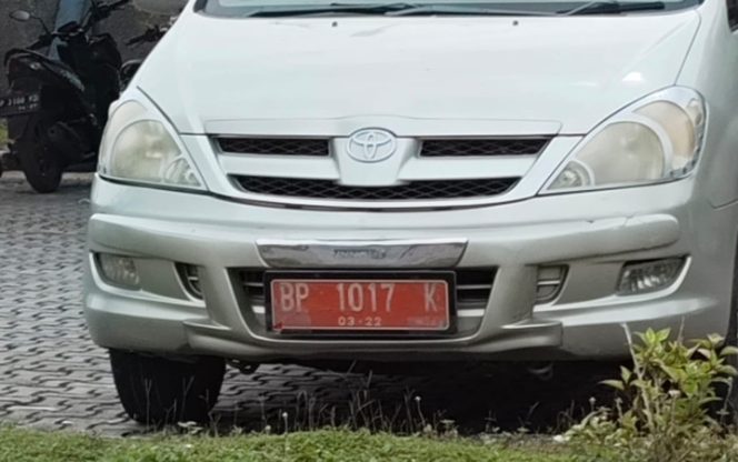 
					Razia Jalan Terus, Tapi Kok Mobil Dinas Sendiri yang Belum Bayar Pajak?