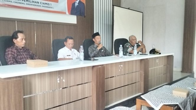 
					Abu Bakar Sidik Turun ke Warga Panaragan, Reses Jadi Ajang Curhat Bareng Warga Cikoneng