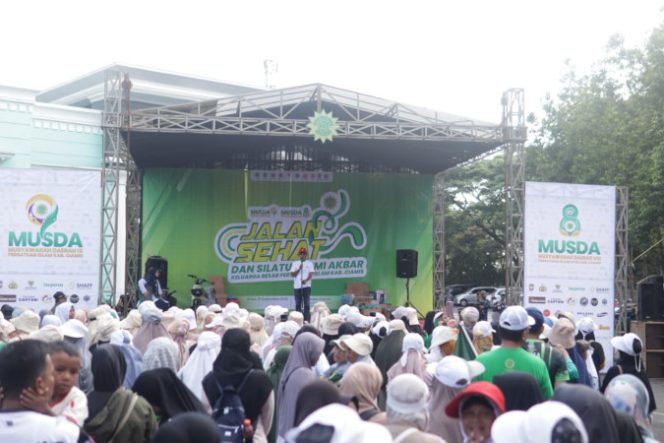 
					Bupati Herdiat Ikut Meriahkan Jalan Sehat Persis Ciamis, Ribuan Warga Tumpah Ruah di Islamic Center