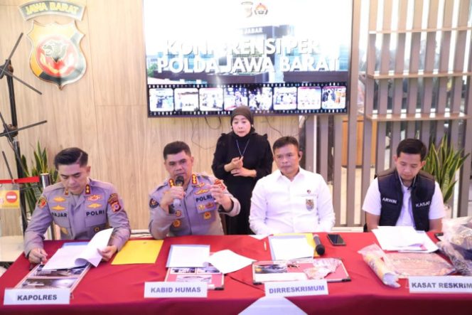 
					Polisi Ungkap Motif di Balik Pembunuhan Satu Keluarga yang Gegerkan Indramayu
