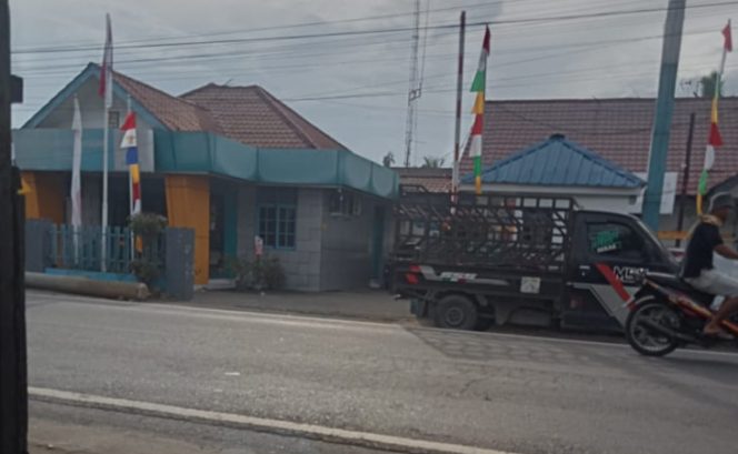
					Warga Kuala Keluhkan PLN, Migrasi Listrik Pascabayar ke Prabayar Nggak Jalan