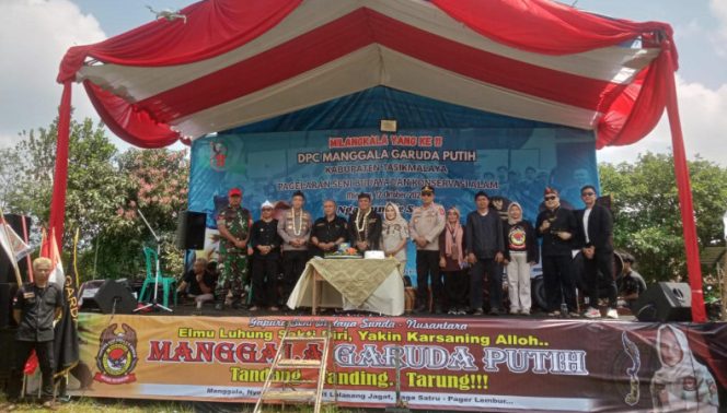 
					Babinsa Koptu Dede Iip Meriahkan Milangkala ke-11 Manggala Garuda Putih, Kompak Bareng Warga Lestarikan Seni Sunda