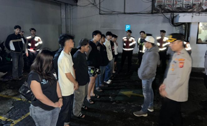 
					Belasan Remaja Pesta Miras di Tasik Kena Razia Malam, Polisi Langsung Amankan di Tempat