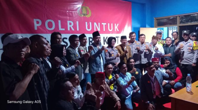
					FRN Counter Polri Resmikan Kantor Baru di Bekasi, Wartawan dan Polisi Kompak Jaga Sinergi