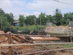 Jembatan di Kundur Barat Karimun Lagi Dibenahi, Tapi Plang Proyeknya Kok Nggak Ada?