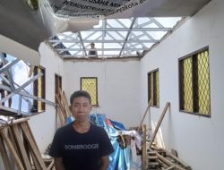 Proyek Gedung Dinas UMKM Tasikmalaya Jadi Sorotan: Pekerja Naik ke Atap Tanpa APD, Duh!