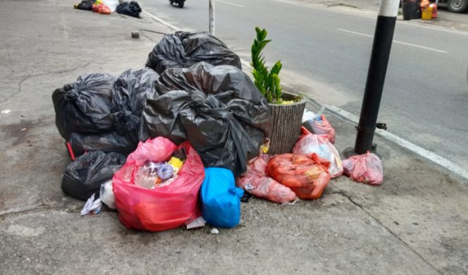 
					Truk Sampah Enggak Muncul-Muncul, Warga Tanjung Batu Soroti Dinas Lingkungan Hidup Karimun