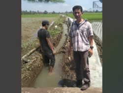Diduga gara-gara pondasi asal-asalan, saluran irigasi di Sumelap jebol dan bikin warga kecewa berat