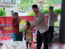 Jumat Berkah, Polsek Balai Berbagi Sembako untuk Para Pemulung