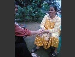 Warga Kuala kompak patungan bantu Darmono yang rumahnya ludes terbakar