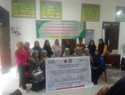 Warga Desa Blankahan Belajar Hidroponik dan Pupuk Organik Cair