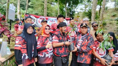 Hijaukan Gunung Ciremai, Pemuda Pancasila Jabar dan Durian Kujang Tanam 3.000 Pohon