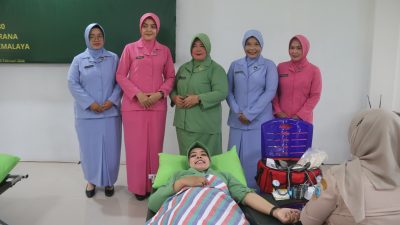 Aksi Donor Darah HUT Ke-80 Persit Di Kodim 0612 Tasik