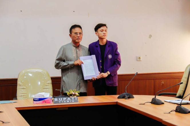 
					Audiensi Aliansi BEM Ciamis Bahas Setahun Pemerintahan