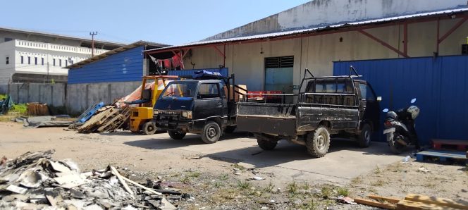 
					Jeruk Impor Ilegal Diduga Masuk Lewat Pelabuhan Milik Ahong