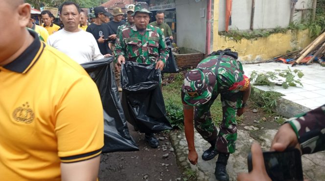 
					TNI Polri Dan Pemkot Kompak Rawat Situ Gede