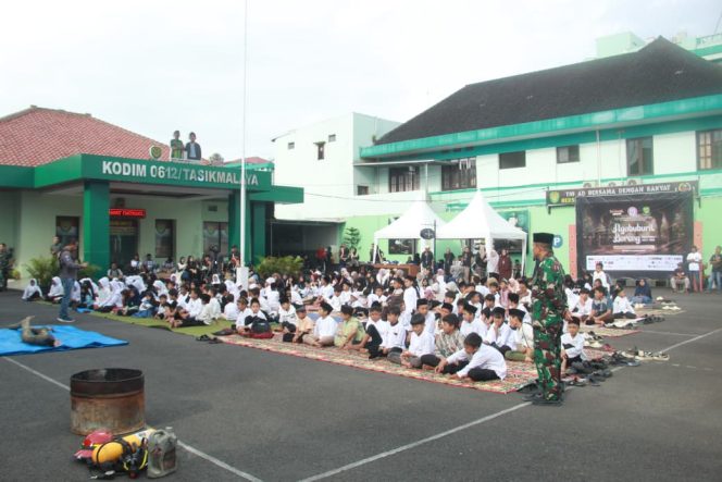 
					Ngabuburit Anak Yatim Tasikmalaya Di Makodim 0612 Penuh Makna