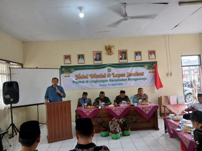 
					Bung Yosep Curi Perhatian Di Lepas Sambut Camat Mangunreja