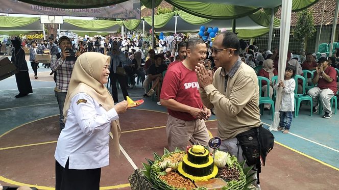 
					Milangkala Ke-28 SMPN 2 Cihaurbeuti Meriah Banget