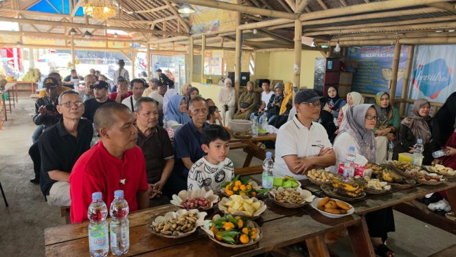 
					Momen Hangat Halal Bihalal BSI Di Kedai Durian Kujang Cikoneng