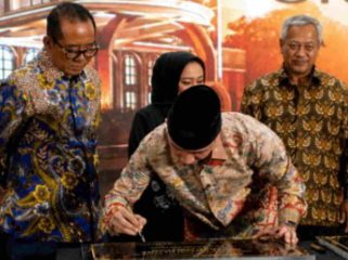 Bupati Lebak, Hasbi Asyidiki Jayabaya, saat meresmikan Grand Keisha Hotel Rangkasbitung, hotel bintang 4 pertama di Kabupaten Lebak, pada Kamis (28/5/2026). (Foto: Istimewa)