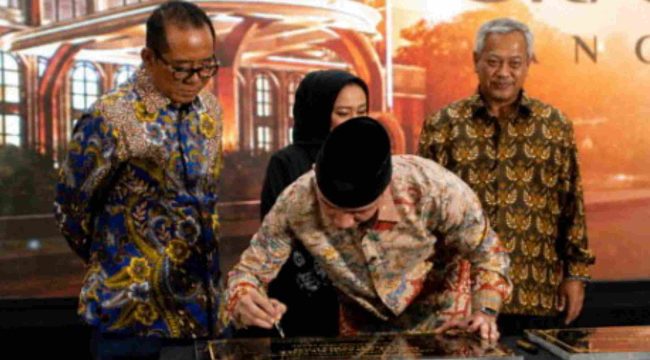 Bupati Lebak, Hasbi Asyidiki Jayabaya, saat meresmikan Grand Keisha Hotel Rangkasbitung, hotel bintang 4 pertama di Kabupaten Lebak, pada Kamis (28/5/2026). (Foto: Istimewa)