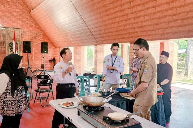 
					Kuliner Halal Ciamis Siap Go Internasional