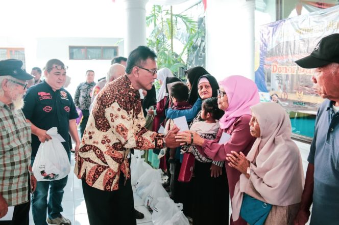 
					Doervoer Gelar Aksi Sosial, Bupati Herdiat Beri Dukungan