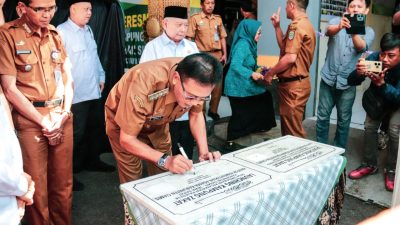 Herdiat Resmikan Kampung Zakat Pertama di Ciamis