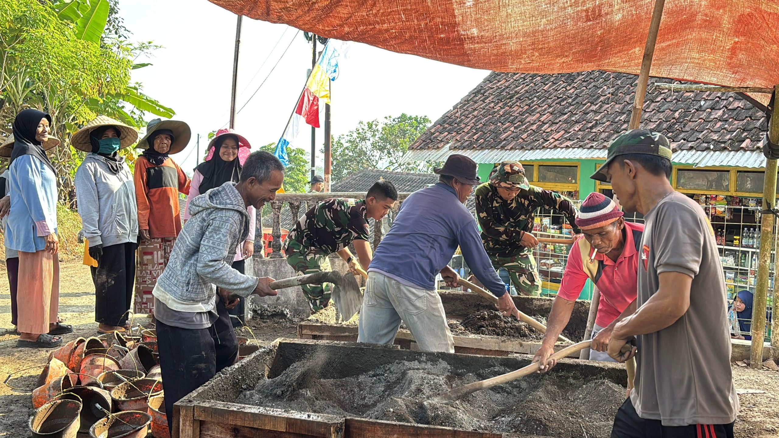 TMMD Ke-129 Kodim 0612/Tasikmalaya Satukan TNI, Polri, dan Warga Bangun TPT